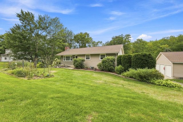 50 Taylor St, Granby, MA 01033