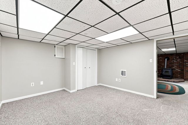 50 Taylor St, Granby, MA 01033