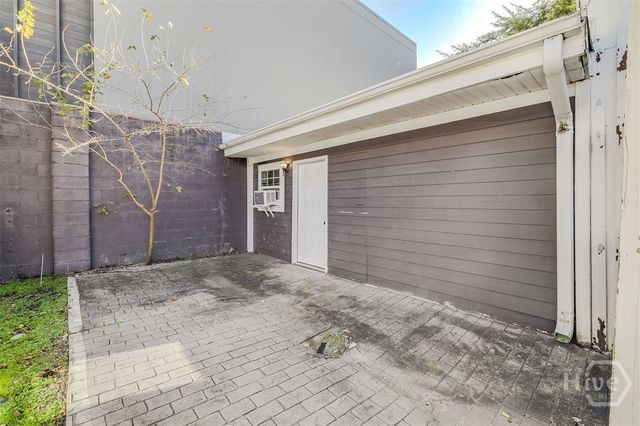 512 E Liberty Street, Savannah, GA 31401