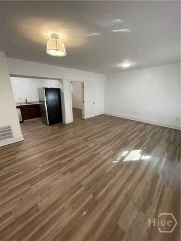 512 E Liberty Street, Savannah, GA 31401