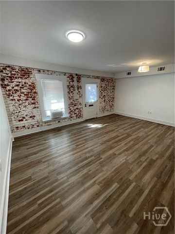 512 E Liberty Street, Savannah, GA 31401