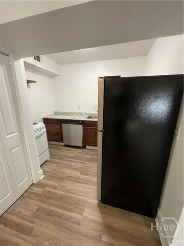 512 E Liberty Street, Savannah, GA 31401