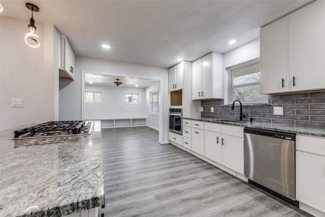 7405 Daingerfield Drive, Dallas, TX 75227