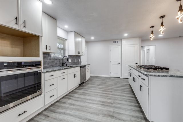 7405 Daingerfield Drive, Dallas, TX 75227