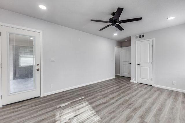 7405 Daingerfield Drive, Dallas, TX 75227