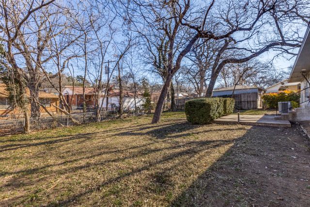 7405 Daingerfield Drive, Dallas, TX 75227