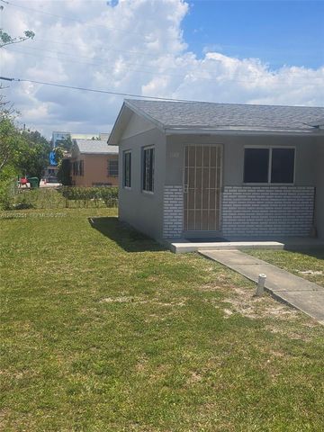 1149 NW 76th St 1149, Miami, FL 33150