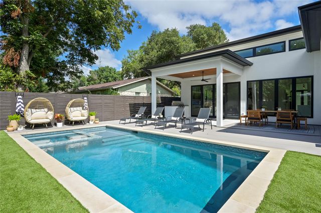 3305 Skylark DR, Austin, TX 78757