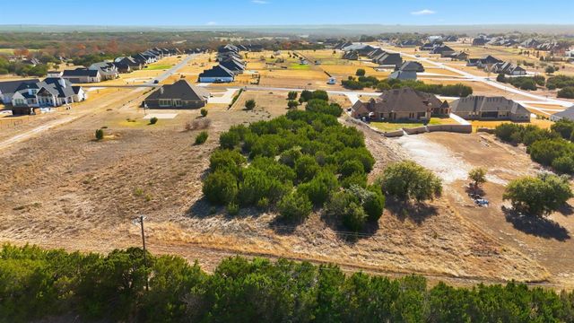 7076 Heathington Boulevard, Granbury, TX 76049
