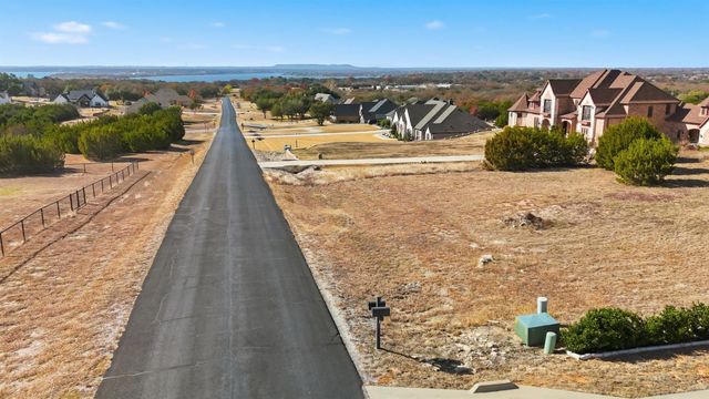 7076 Heathington Boulevard, Granbury, TX 76049