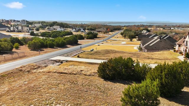 7076 Heathington Boulevard, Granbury, TX 76049