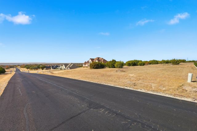 7076 Heathington Boulevard, Granbury, TX 76049