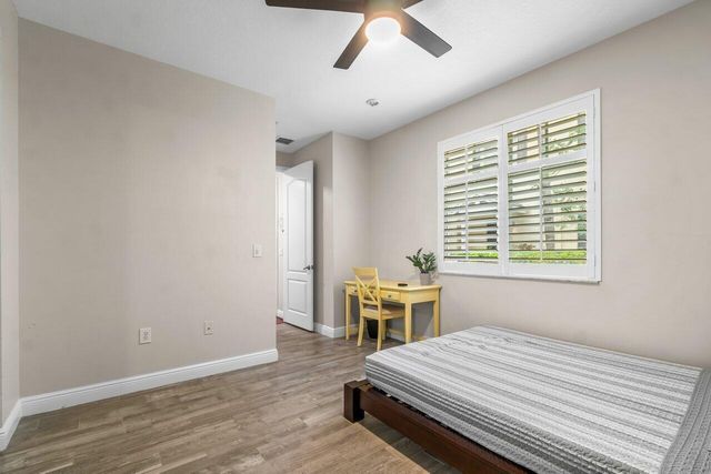 3805 NW 5th Terrace, Boca Raton, FL 33431