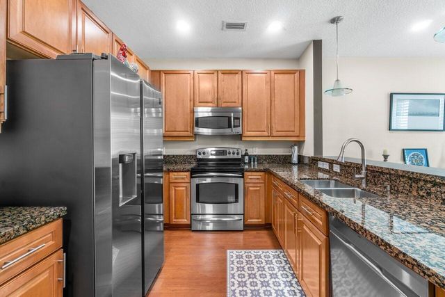 3805 NW 5th Terrace, Boca Raton, FL 33431