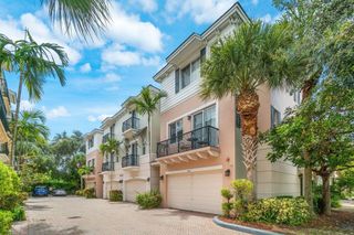 3805 NW 5th Terrace, Boca Raton, FL 33431