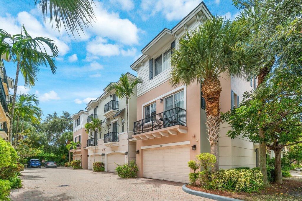 3805 NW 5th Terrace, Boca Raton, FL 33431