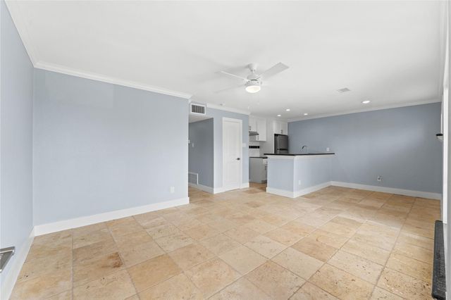 8118 Albacore Drive 7, Houston, TX 77074