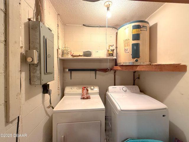 927 E Millard Court, Daytona Beach, FL 32117
