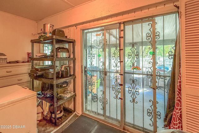927 E Millard Court, Daytona Beach, FL 32117