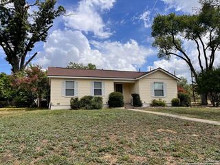 357 Irvington Drive, San Antonio, TX 78209