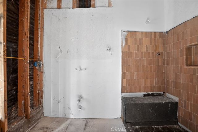 2010 Linden Avenue, Venice, CA 90291