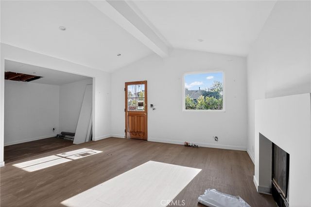 2010 Linden Avenue, Venice, CA 90291