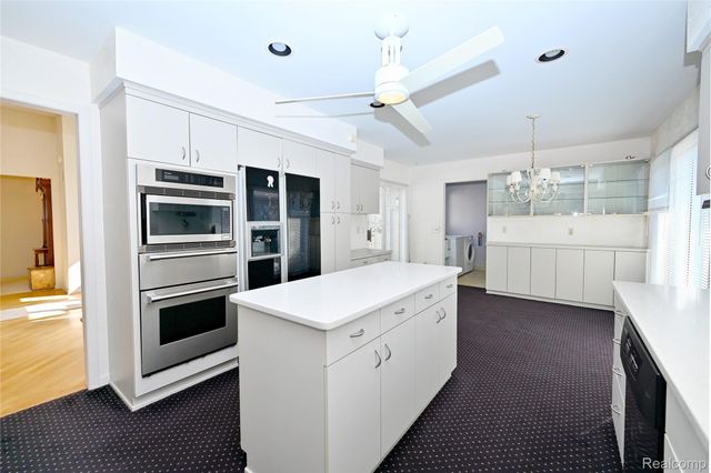 22080 Orchard Way 37, Beverly Hills Village, MI 48025