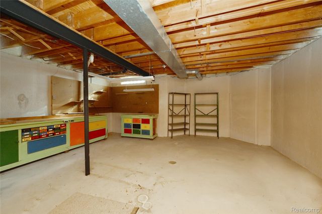 22080 Orchard Way 37, Beverly Hills Village, MI 48025