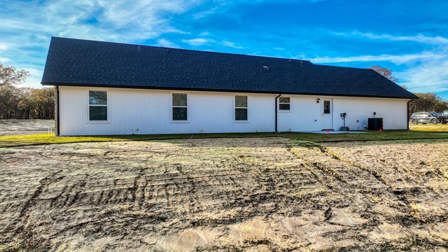 125 Sedona Creek Court, Poolville, TX 76487