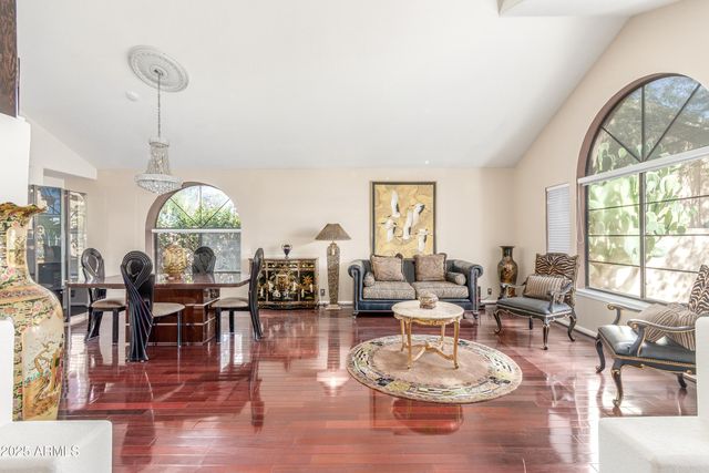 29806 N 43RD Place, Cave Creek, AZ 85331