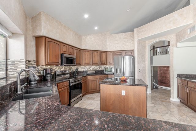 29806 N 43RD Place, Cave Creek, AZ 85331