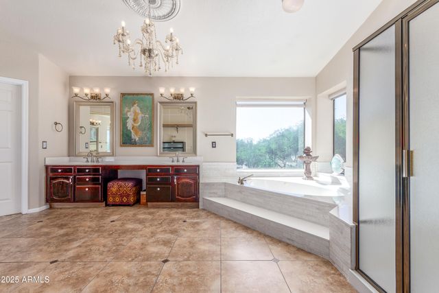 29806 N 43RD Place, Cave Creek, AZ 85331