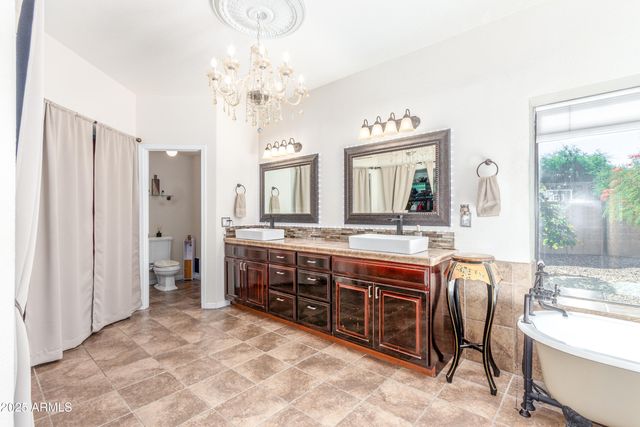 29806 N 43RD Place, Cave Creek, AZ 85331