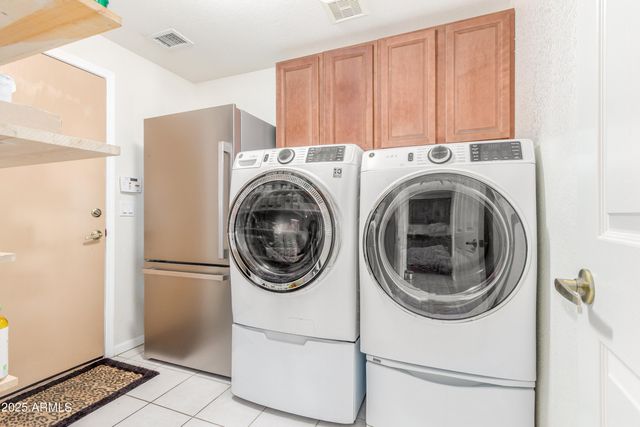 29806 N 43RD Place, Cave Creek, AZ 85331