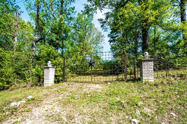 708 County Road 2307, Cleveland, TX 77327