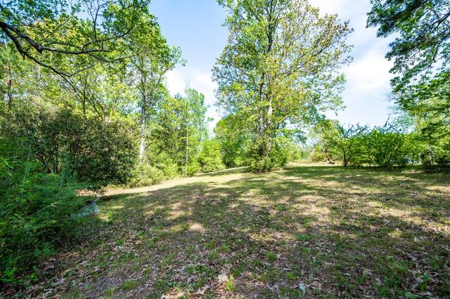 708 County Road 2307, Cleveland, TX 77327