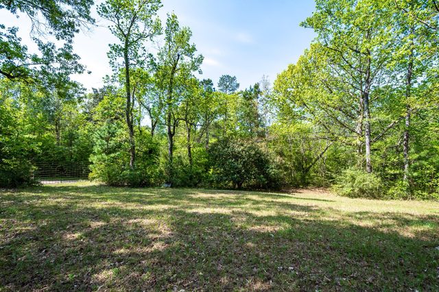 708 County Road 2307, Cleveland, TX 77327