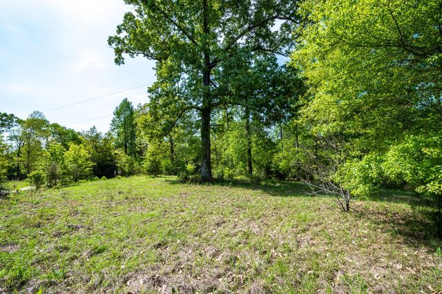 708 County Road 2307, Cleveland, TX 77327