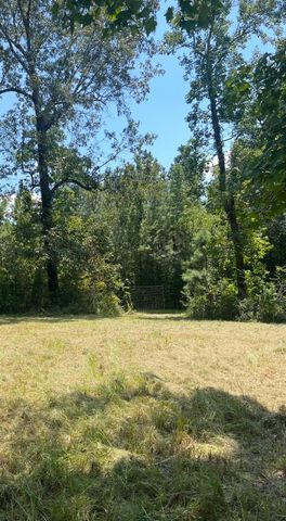 708 County Road 2307, Cleveland, TX 77327