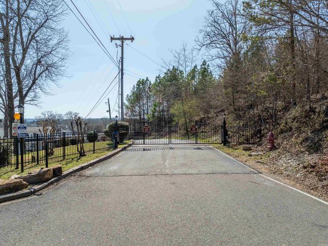 210 Aberina Street D7D9, Hot Springs, AR 71913