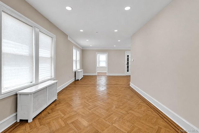 11425 210th Street, Cambria Heights, NY 11411