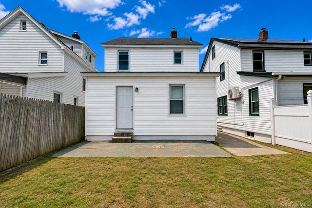 11425 210th Street, Cambria Heights, NY 11411