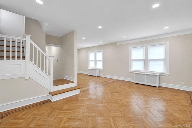 11425 210th Street, Cambria Heights, NY 11411