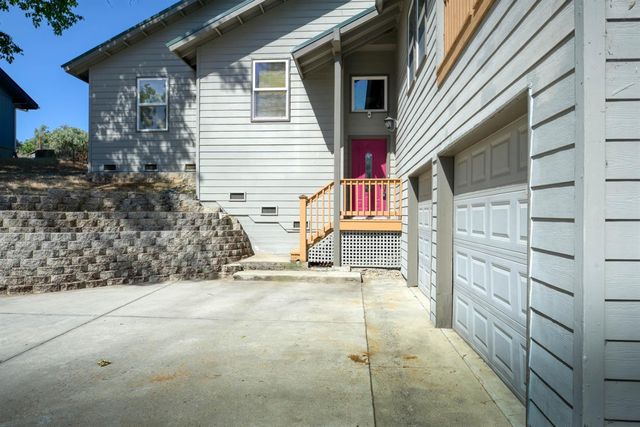 33855 Shaver Springs Road, Auberry, CA 93602