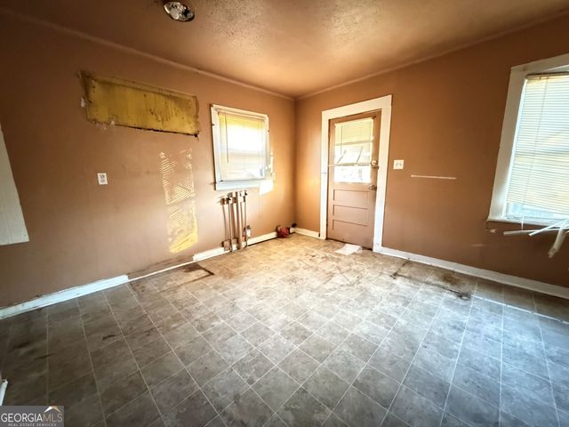 1502 E Roosevelt Avenue, Albany, GA 31705