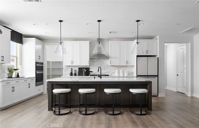 25391 Violane Drive, Menifee, CA 92585