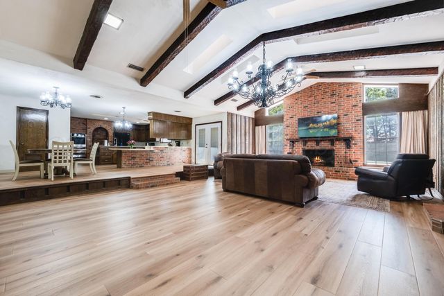 130 BAILEY Avenue, Dumas, TX 79029