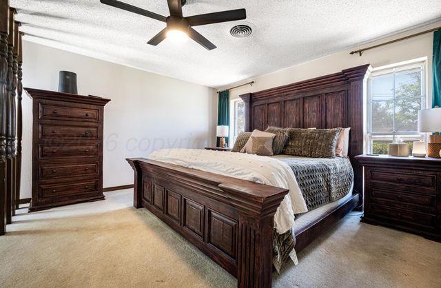 130 BAILEY Avenue, Dumas, TX 79029