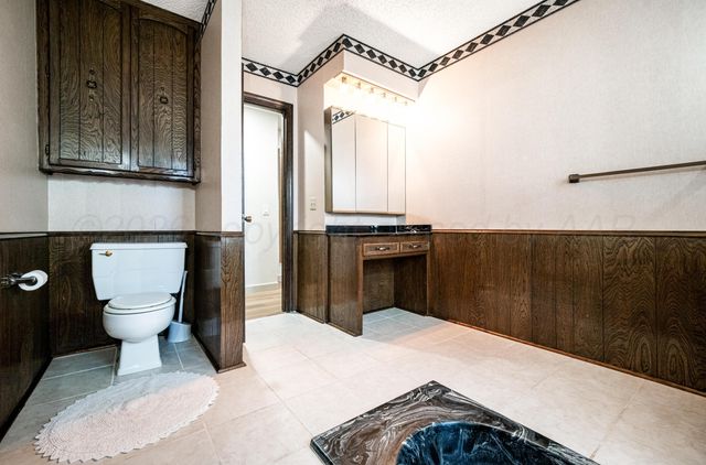 130 BAILEY Avenue, Dumas, TX 79029