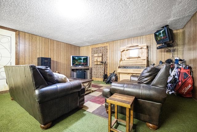 130 BAILEY Avenue, Dumas, TX 79029